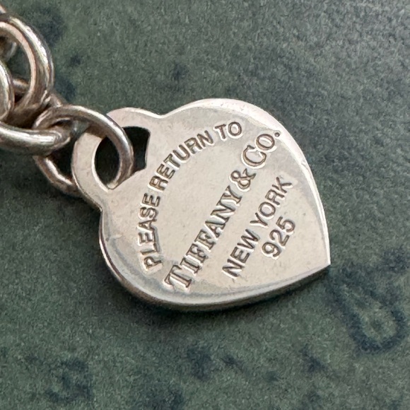 Authentic Return to Tiffany Sterling Necklacee - Picture 9 of 9